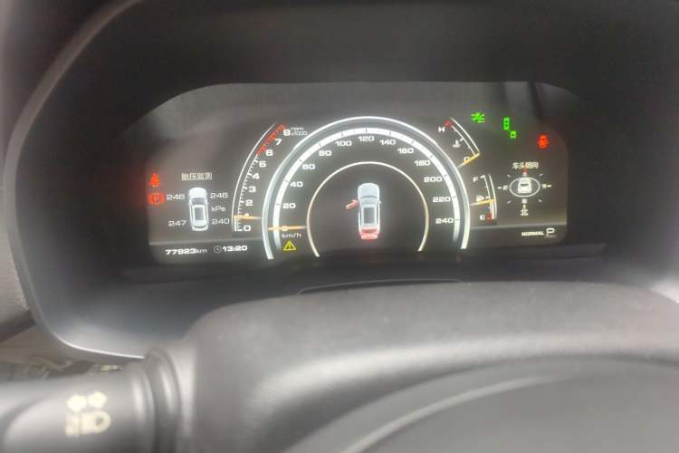 Used Wey VV7 2017 2.0T Ultra-Luxury Version Odometer Close Up