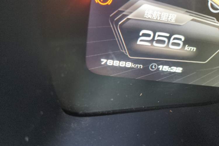 Used Wey VV7 2017 2.0T Flagship Model Odometer Close Up