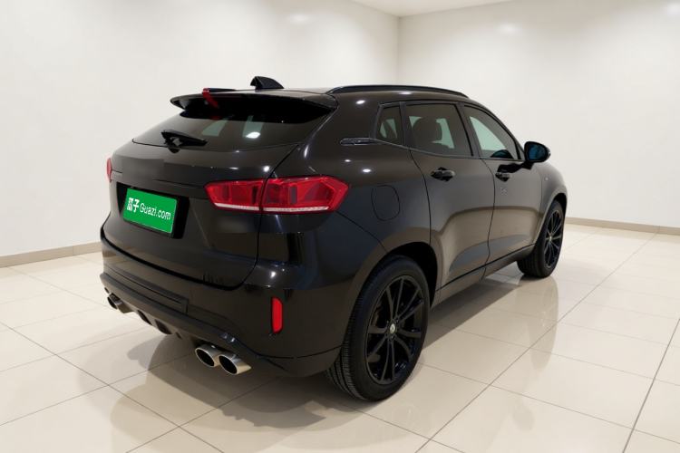Used Wey VV7 2017 2.0T Flagship Model Rear Right 45 Deg