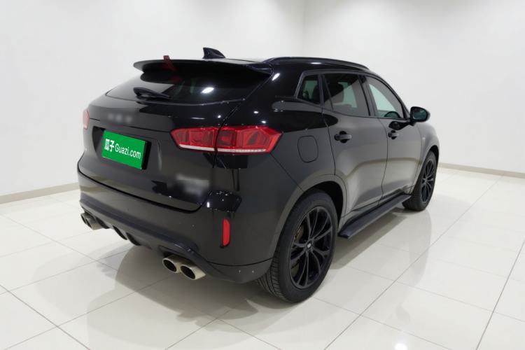 Used Wey VV7 2017 2.0T Ultra-Luxury Version Rear Right 45 Deg