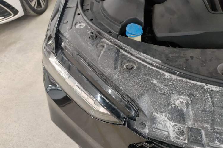 Used Wey VV7 2017 2.0T Ultra-Luxury Version Right Front Headlight