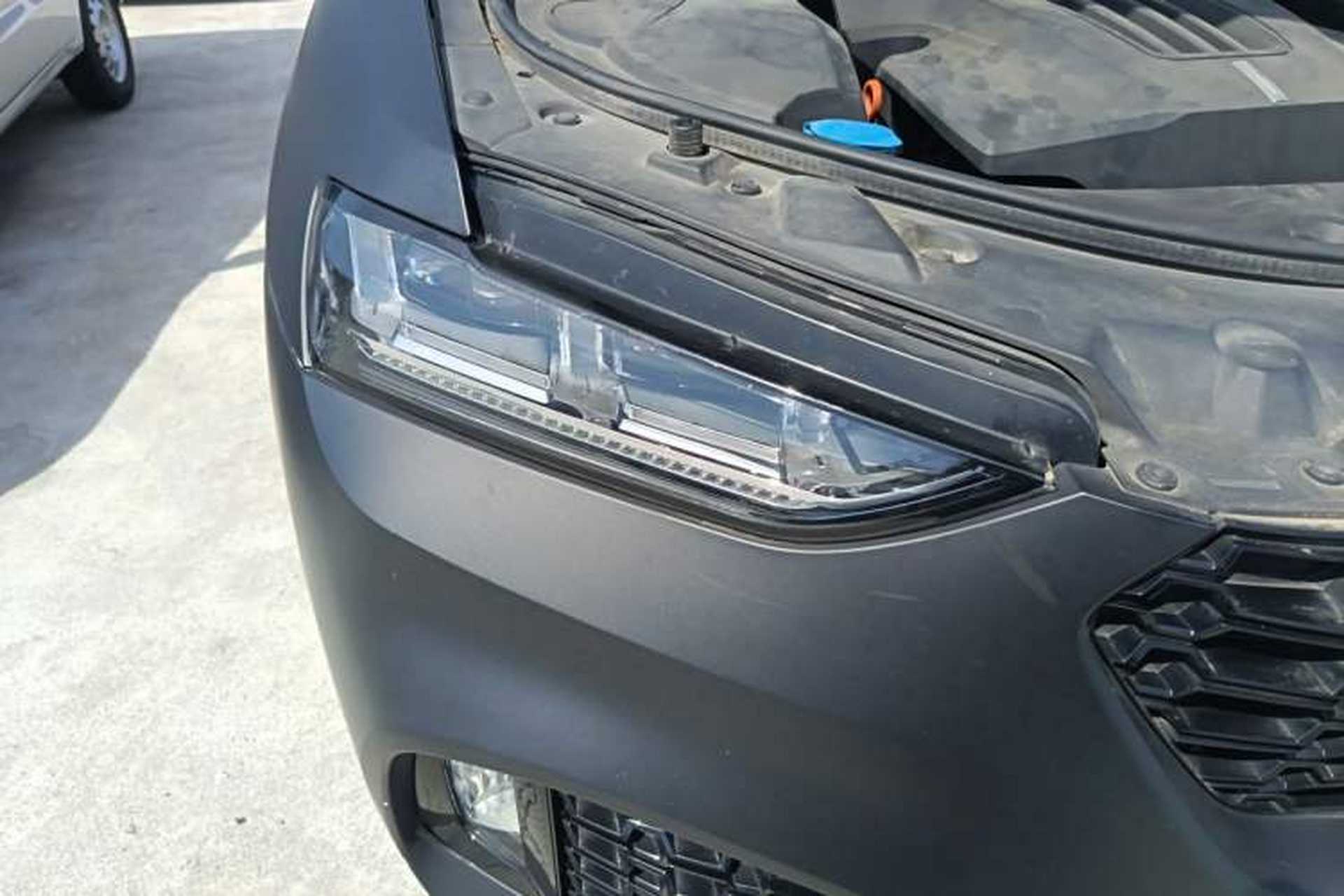 Used Wey VV7 2017 2.0T Luxury Model Right Front Headlight