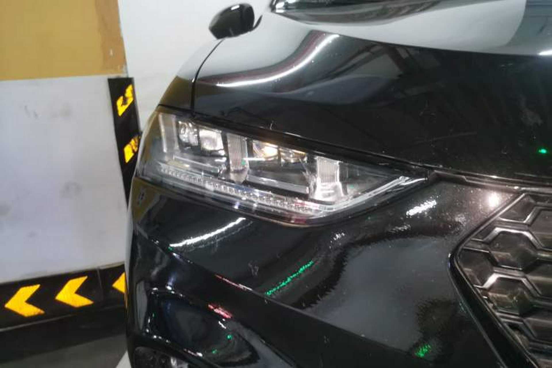 Used Wey VV7 2017 2.0T Flagship Model Right Front Headlight