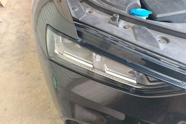 Used Wey VV7 2017 2.0T Flagship Model Right Front Headlight