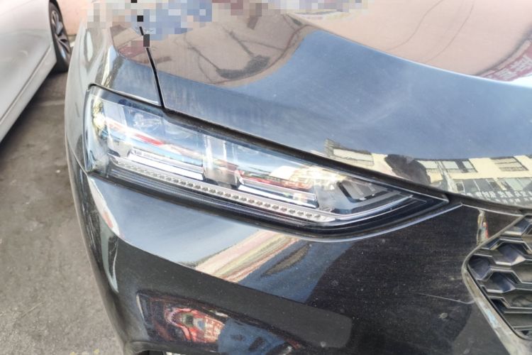 Used Wey VV7 2017 2.0T Luxury Model Right Front Headlight
