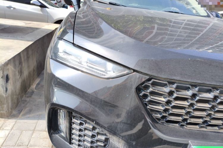 Used Wey VV7 2017 2.0T Ultra-Luxury Version Right Front Headlight
