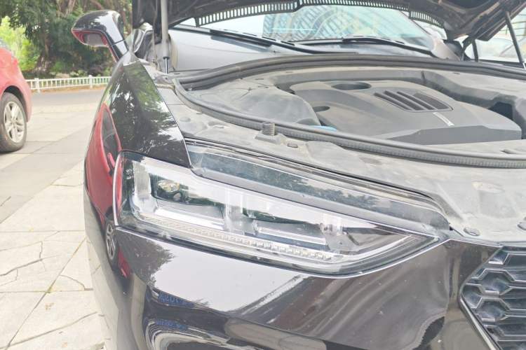 Used Wey VV7 2017 2.0T Flagship Model Right Front Headlight