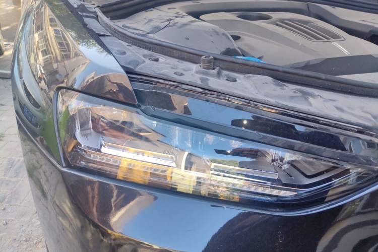 Used Wey VV7 2017 2.0T Flagship Model Right Front Headlight