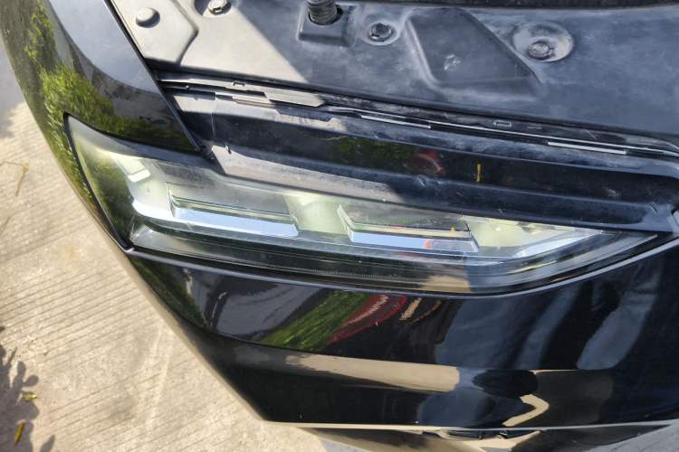 Used Wey VV7 2017 2.0T Flagship Model Right Front Headlight