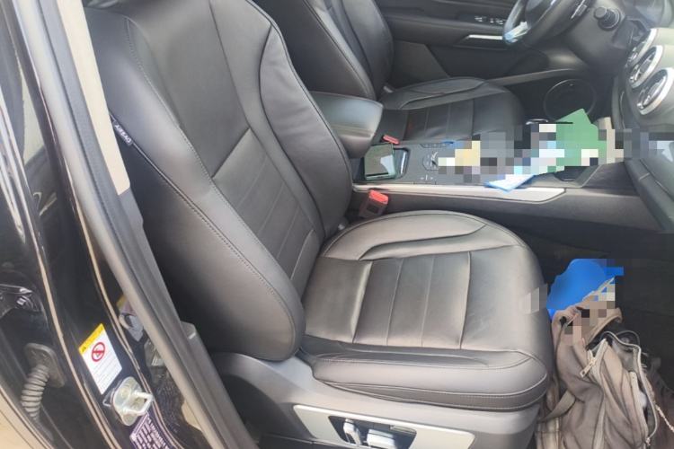 Used Wey VV7 2017 2.0T Flagship Model Right Front Seat