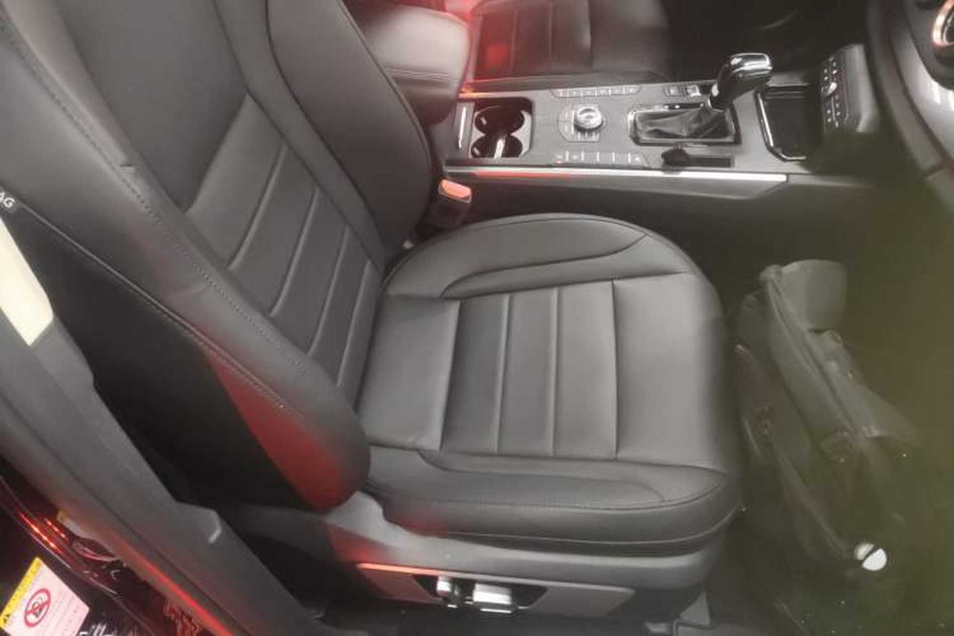Used Wey VV7 2017 2.0T Ultra-Luxury Version Right Front Seat
