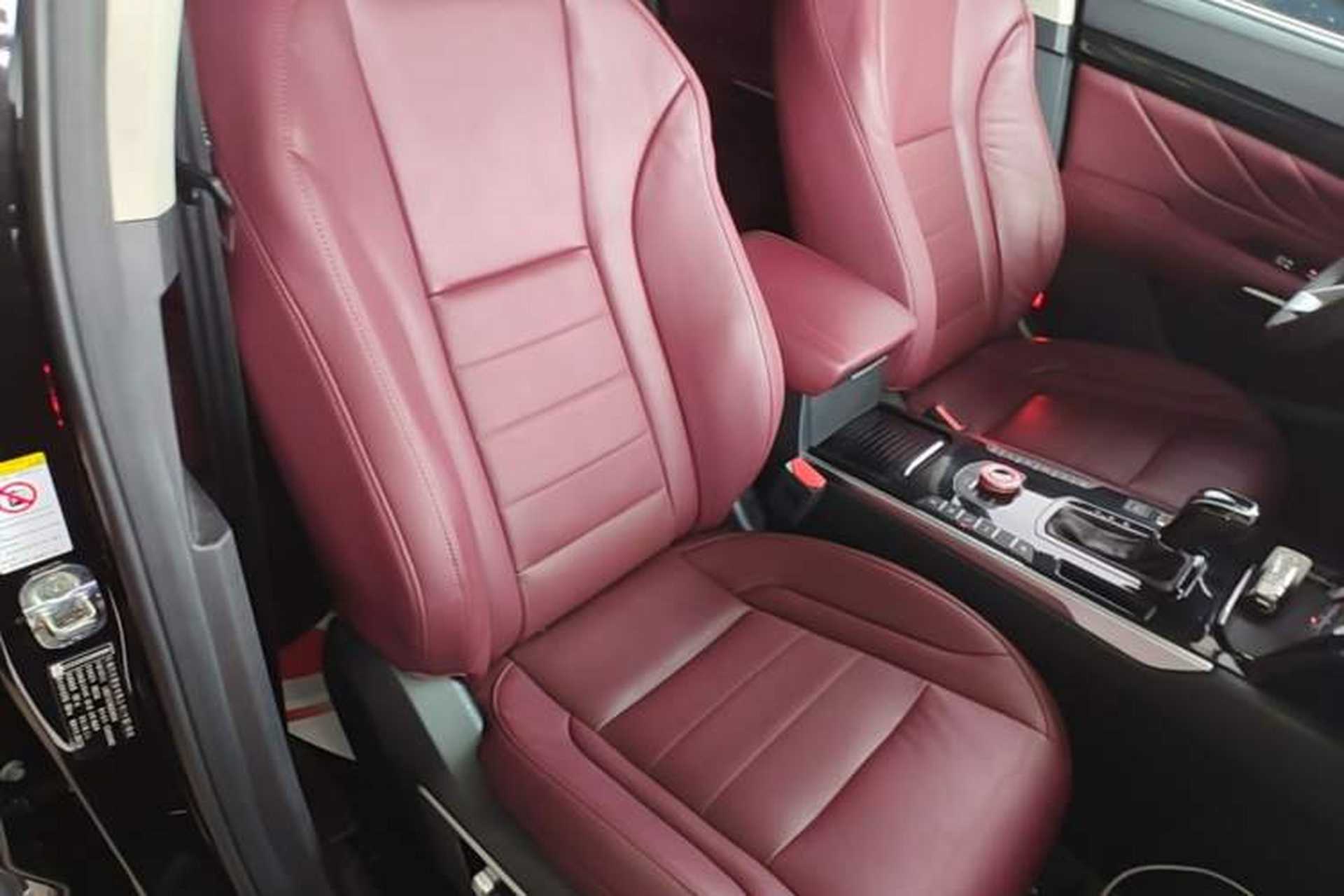 Used Wey VV7 2017 2.0T Flagship Model Right Front Seat