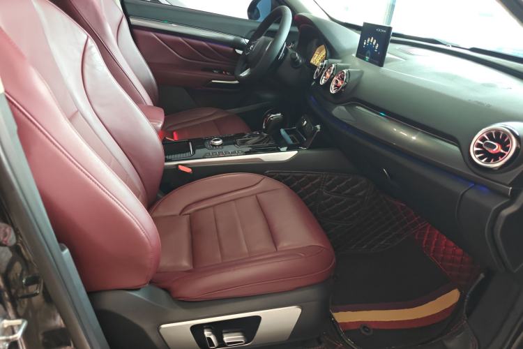 Used Wey VV7 2017 2.0T Flagship Model Right Front Seat