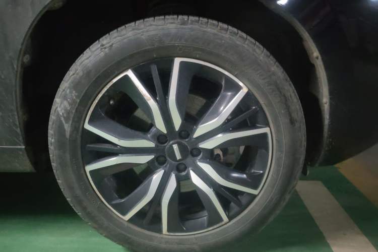 Used Wey VV7 2017 VV7c 2.0T Supreme Model Right Front Wheel Hub