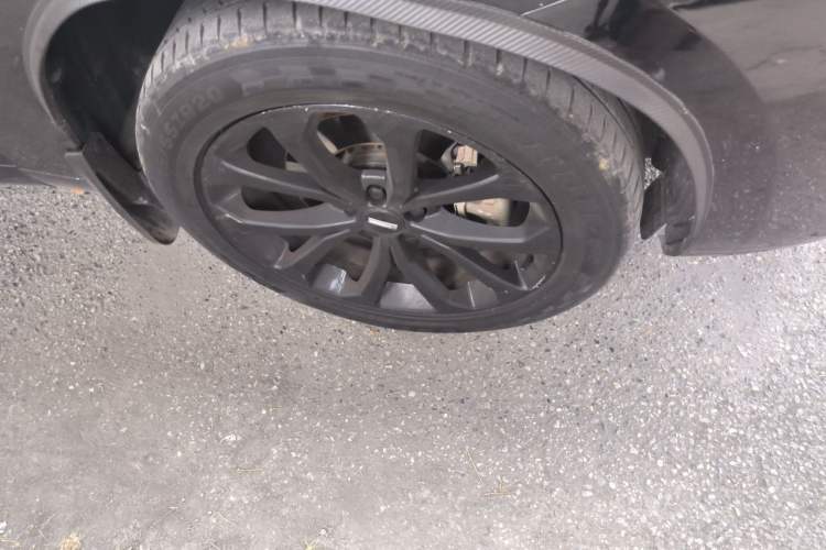 Used Wey VV7 2017 2.0T Ultra-Luxury Version Right Front Wheel Hub