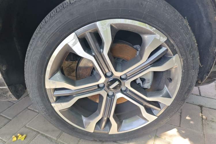Used Wey VV7 2017 2.0T Ultra-Luxury Version Right Front Wheel Hub