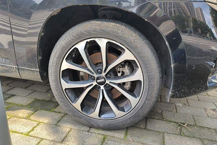 Used Wey VV7 2017 2.0T Ultra-Luxury Version Right Front Wheel Hub
