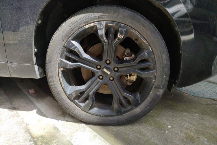 Used Wey VV7 2017 2.0T Flagship Model Right Front Wheel Hub