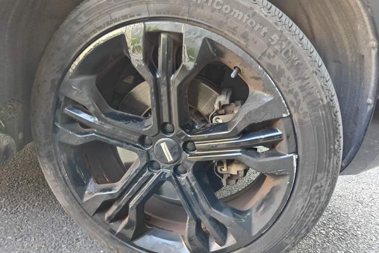 Used Wey VV7 2017 2.0T Flagship Model Right Front Wheel Hub