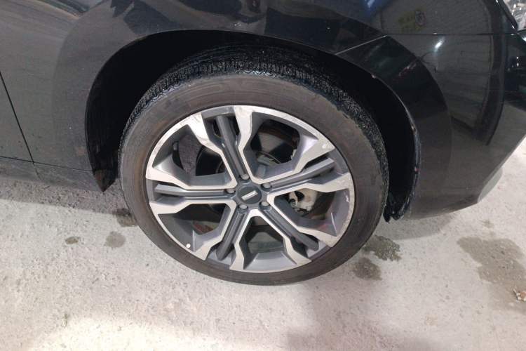 Used Wey VV7 2017 2.0T Flagship Model Right Front Wheel Hub