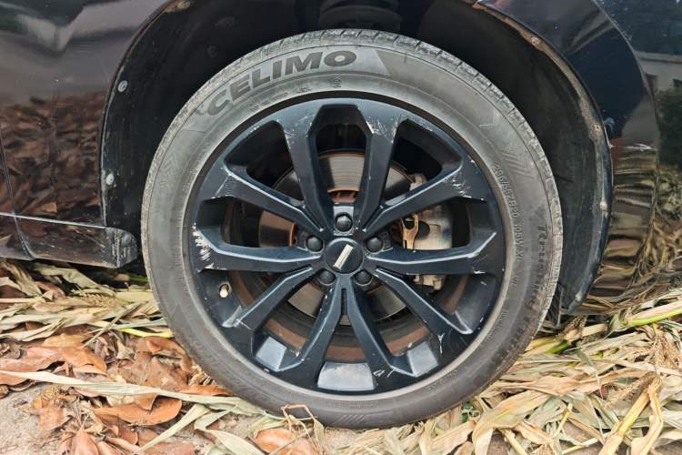 Used Wey VV7 2017 2.0T Ultra-Luxury Version Right Front Wheel Hub