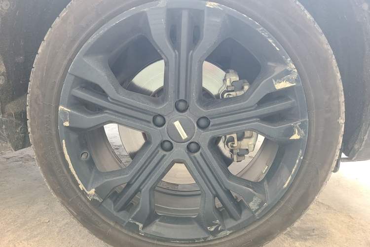 Used Wey VV7 2017 2.0T Flagship Model Right Front Wheel Hub