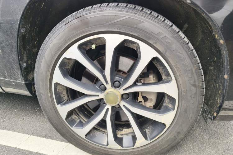 Used Wey VV7 2017 2.0T Luxury Model Right Front Wheel Hub