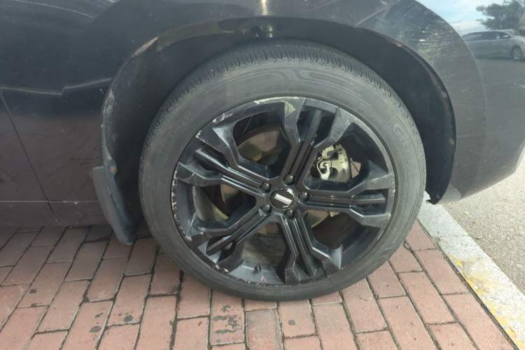 Used Wey VV7 2017 2.0T Flagship Model Right Front Wheel Hub