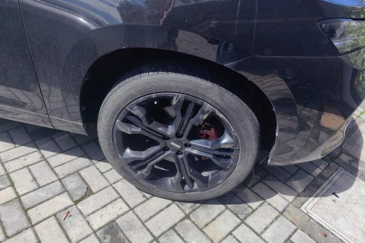 Used Wey VV7 2017 2.0T Flagship Model Right Front Wheel Hub