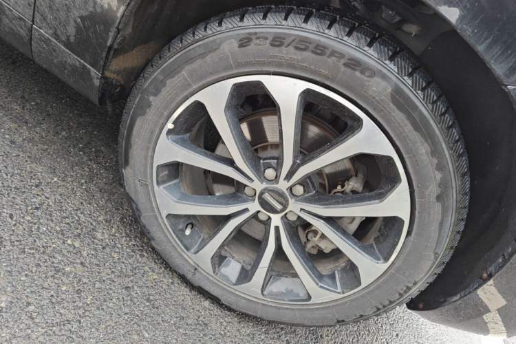 Used Wey VV7 2017 2.0T Ultra-Luxury Version Right Front Wheel Hub