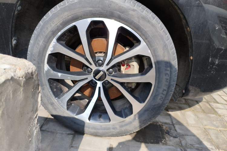 Used Wey VV7 2017 2.0T Ultra-Luxury Version Right Front Wheel Hub