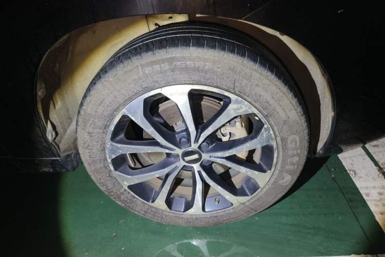 Used Wey VV7 2017 2.0T Luxury Model Right Front Wheel Hub