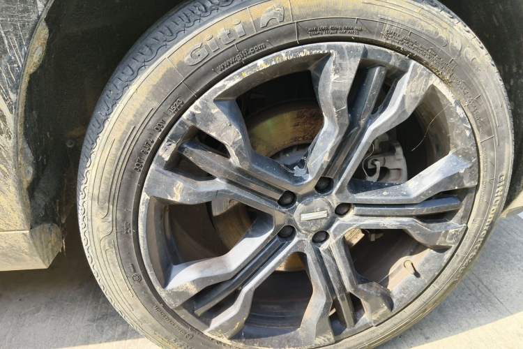 Used Wey VV7 2017 2.0T Flagship Model Right Front Wheel Hub