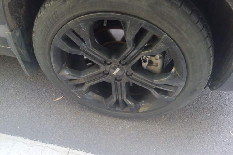 Used Wey VV7 2017 2.0T Flagship Model Right Front Wheel Hub