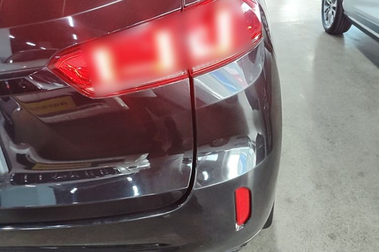 Used Wey VV7 2017 2.0T Flagship Model Right Rear Taillight