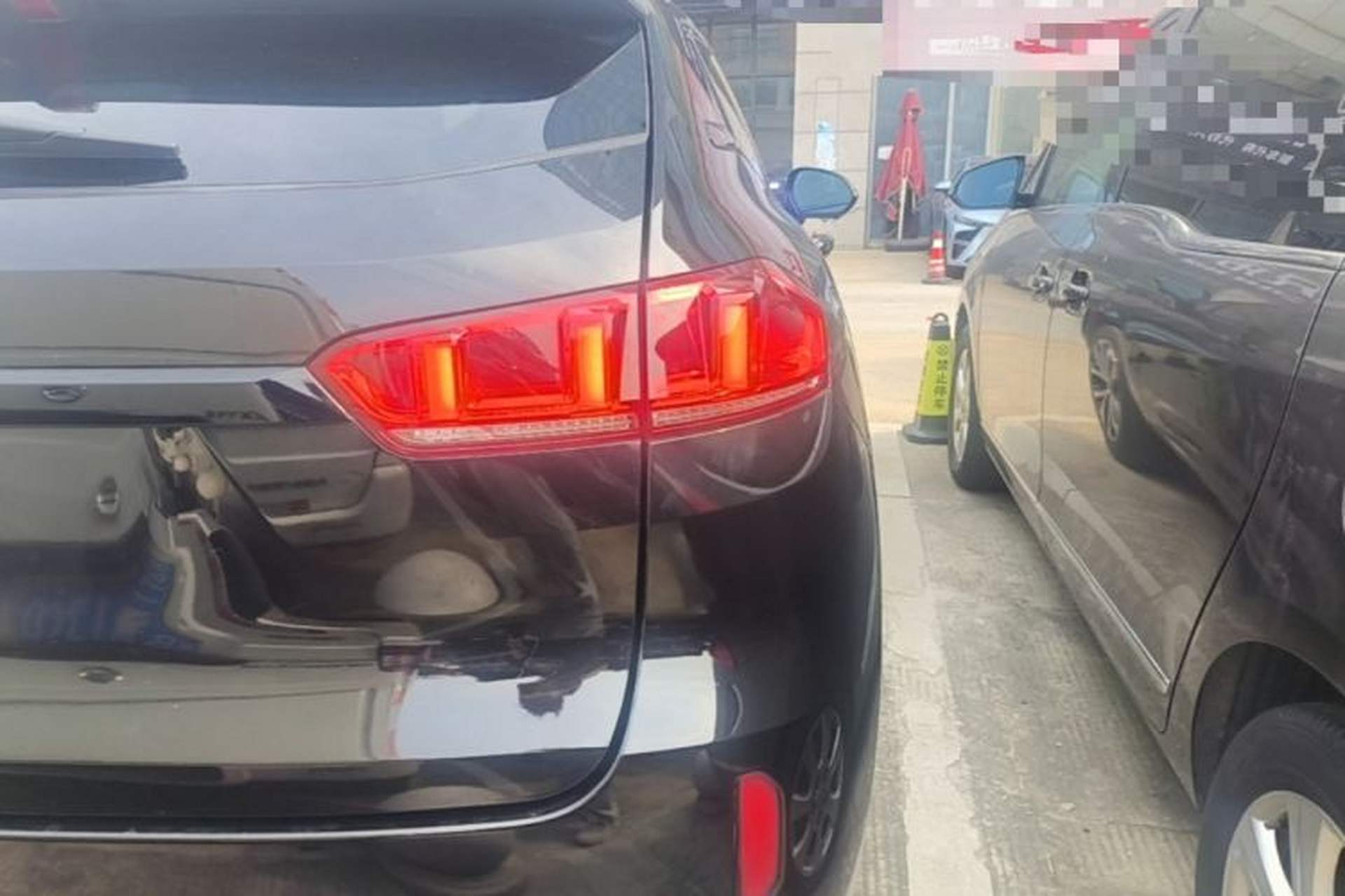 Used Wey VV7 2017 2.0T Ultra-Luxury Version Right Rear Taillight