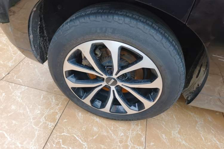 Used Wey VV7 2017 2.0T Luxury Model Right Rear Wheel Hub