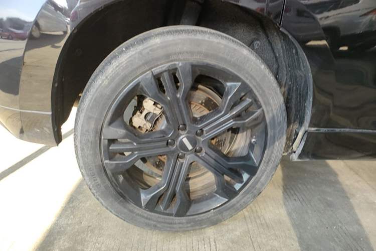 Used Wey VV7 2017 2.0T Flagship Model Right Rear Wheel Hub