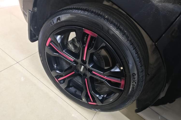 Used Wey VV7 2017 2.0T Flagship Model Right Rear Wheel Hub