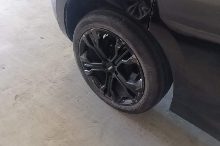 Used Wey VV7 2017 2.0T Flagship Model Right Rear Wheel Hub