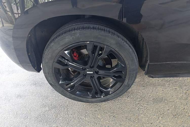 Used Wey VV7 2017 2.0T Flagship Model Right Rear Wheel Hub
