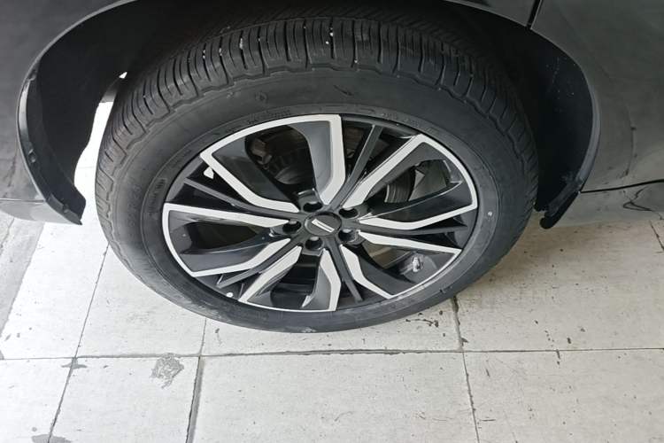 Used Wey VV7 2017 2.0T Ultra-Luxury Version Right Rear Wheel Hub