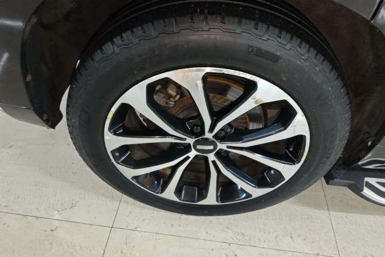 Used Wey VV7 2017 2.0T Luxury Model Right Rear Wheel Hub
