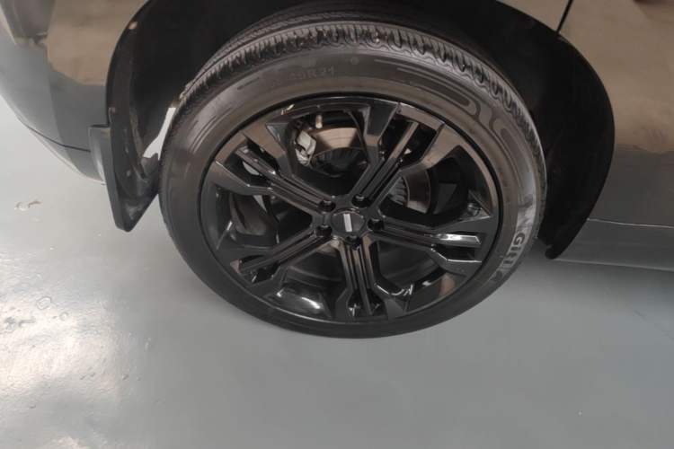 Used Wey VV7 2017 2.0T Flagship Model Right Rear Wheel Hub