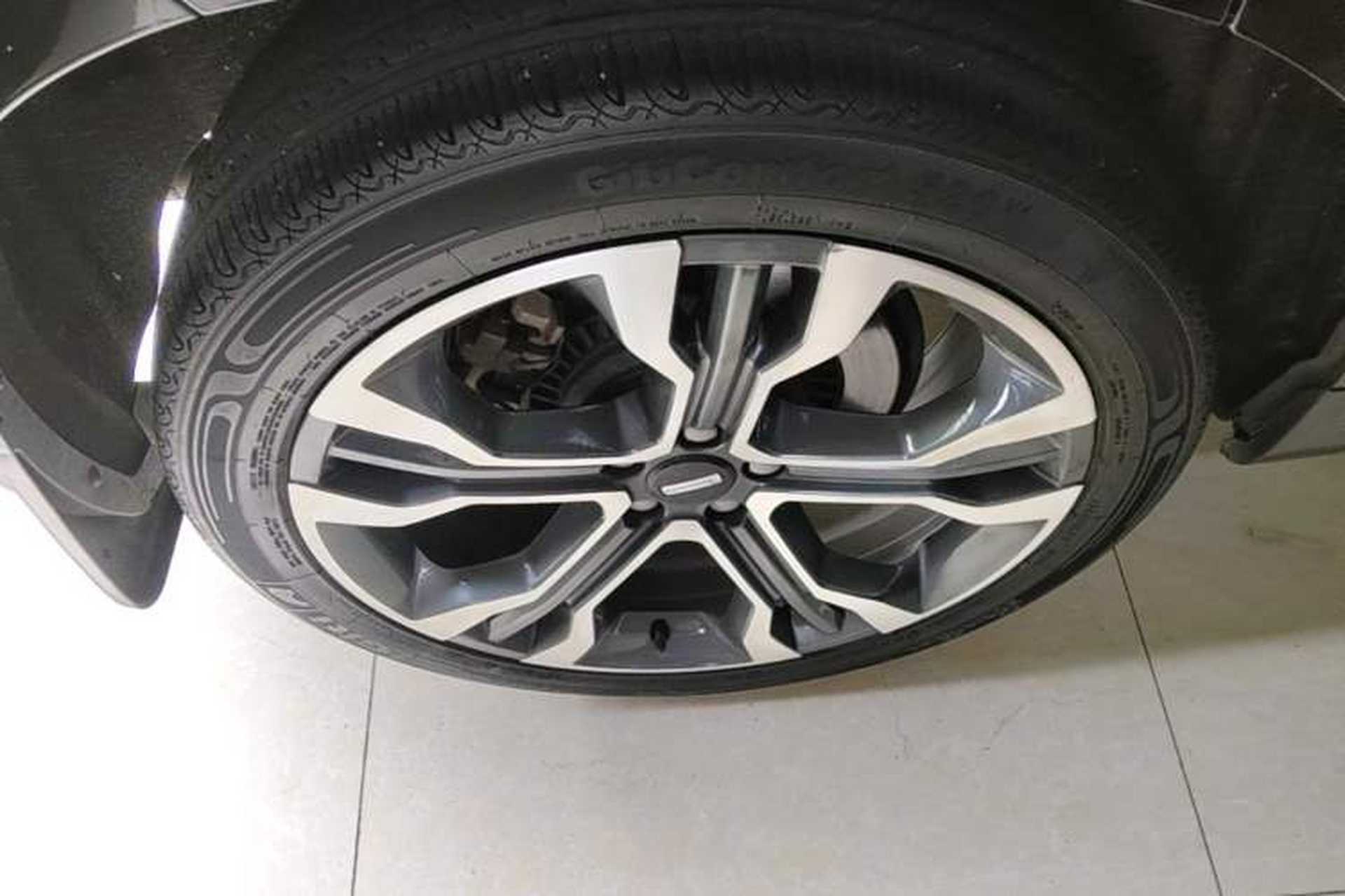 Used Wey VV7 2017 2.0T Flagship Model Right Rear Wheel Hub