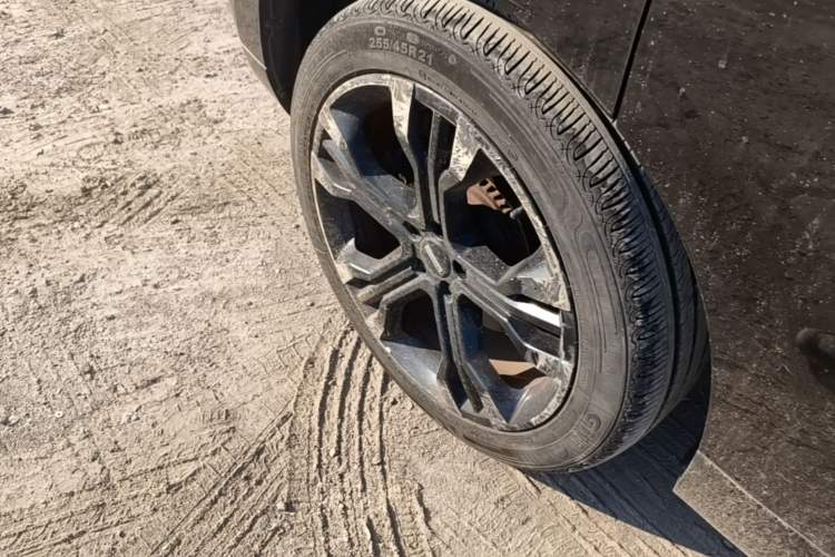 Used Wey VV7 2017 2.0T Flagship Model Right Rear Wheel Hub