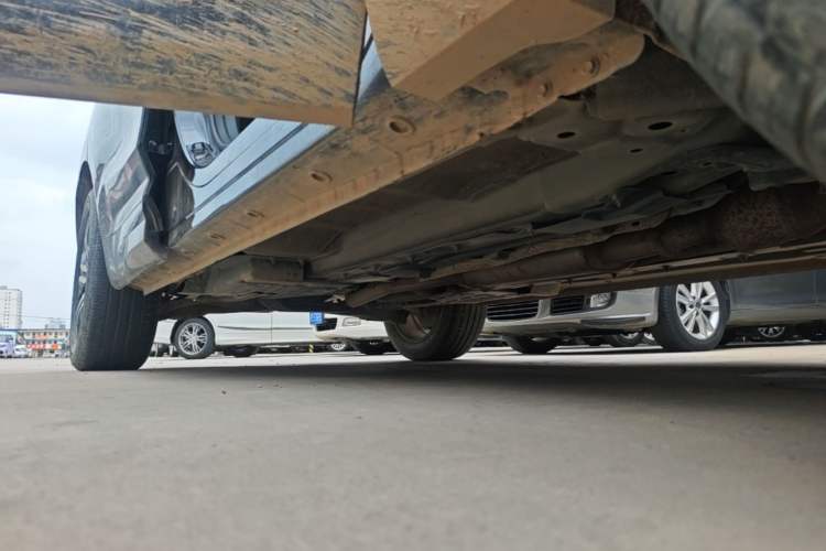 Used Wey VV7 2017 2.0T Flagship Model Right Side Sill