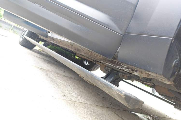 Used Wey VV7 2017 2.0T Luxury Model Right Side Sill