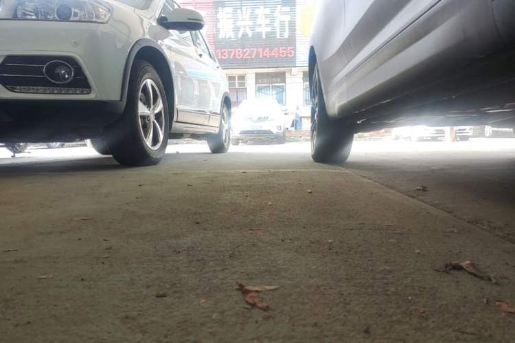 Used Wey VV7 2017 2.0T Flagship Model Right Side Sill