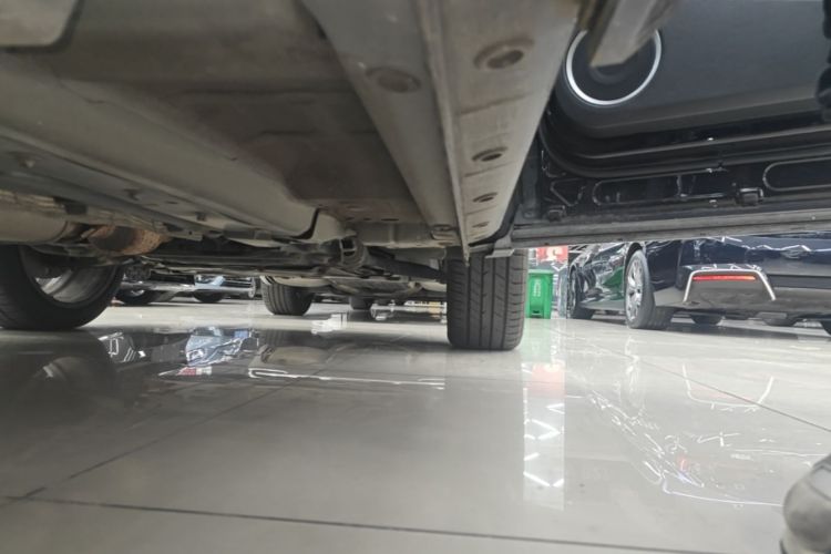 Used Wey VV7 2017 2.0T Flagship Model Right Side Sill